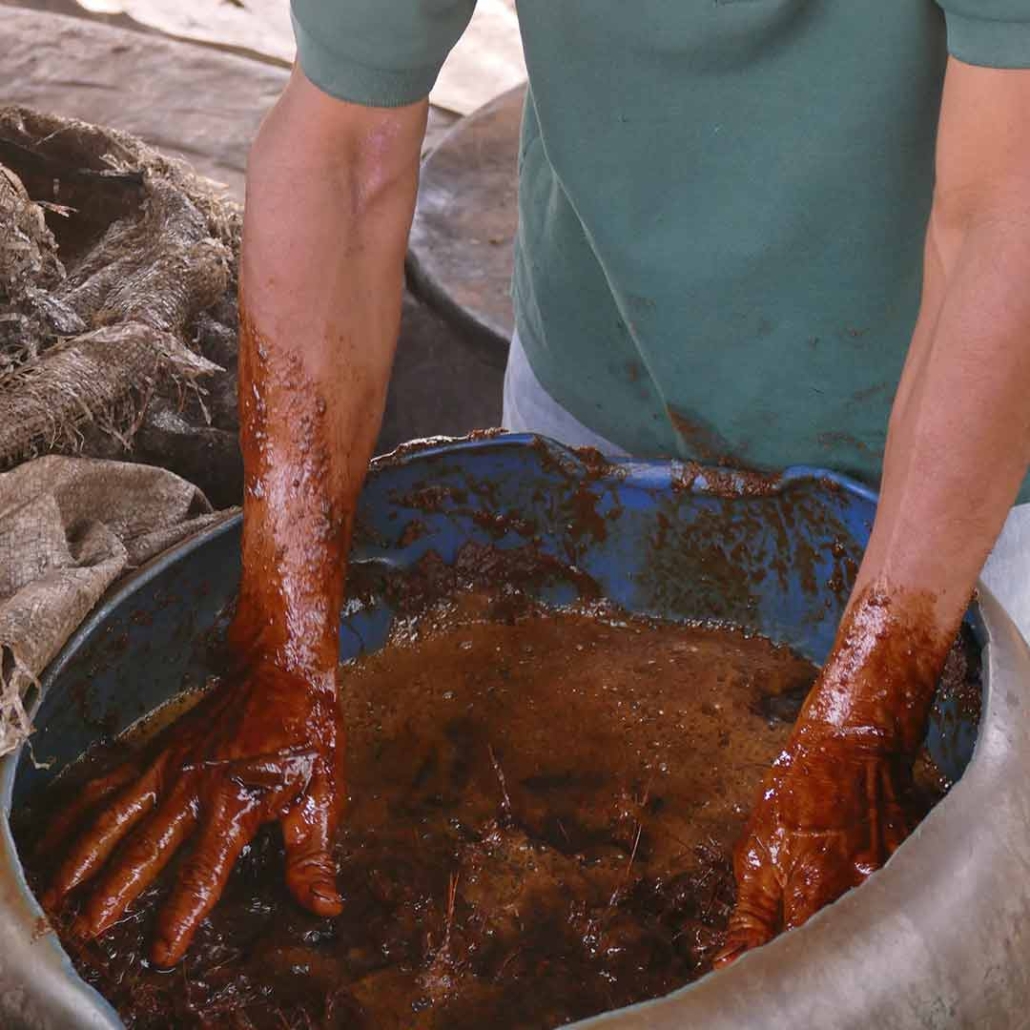 Mosto Fermentado de Agave Cocuy Mosto de agave cocui fermentado artesanalmente que ha formado alcohol